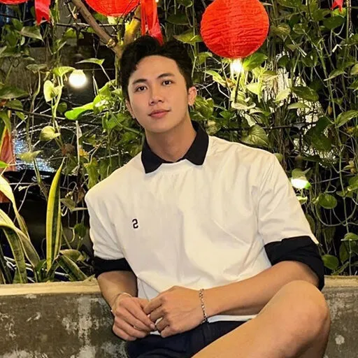 Người dùng Trần Gia Khánh